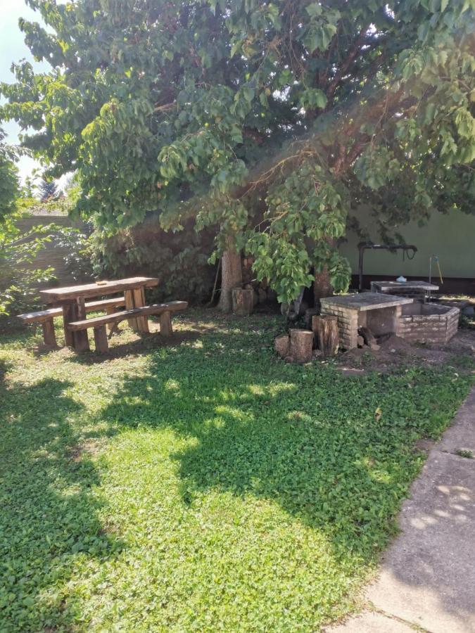 Mátrai Vadászház Matraterenye Exterior foto