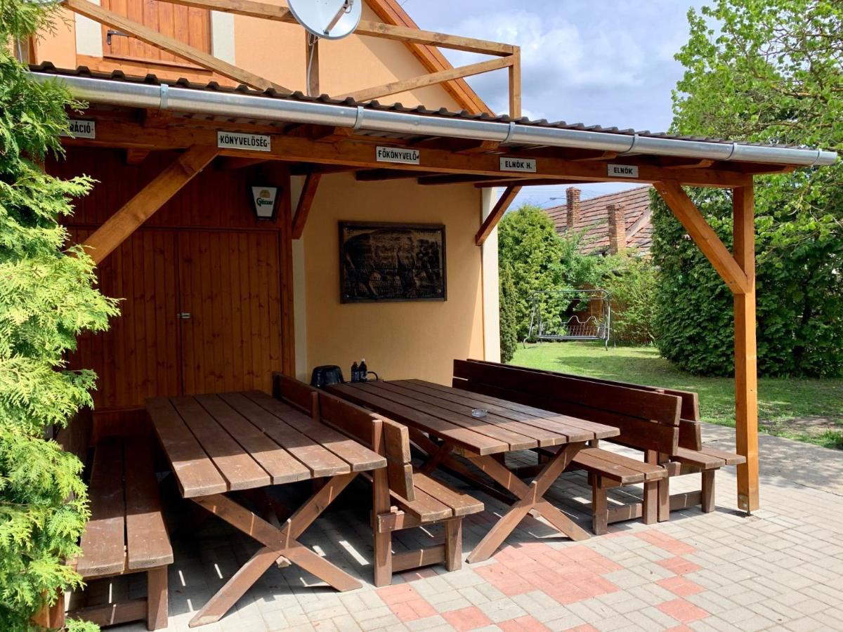Mátrai Vadászház Matraterenye Exterior foto