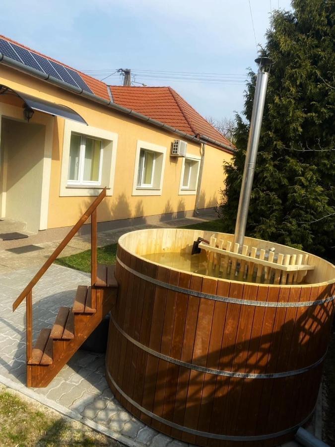 Mátrai Vadászház Matraterenye Exterior foto